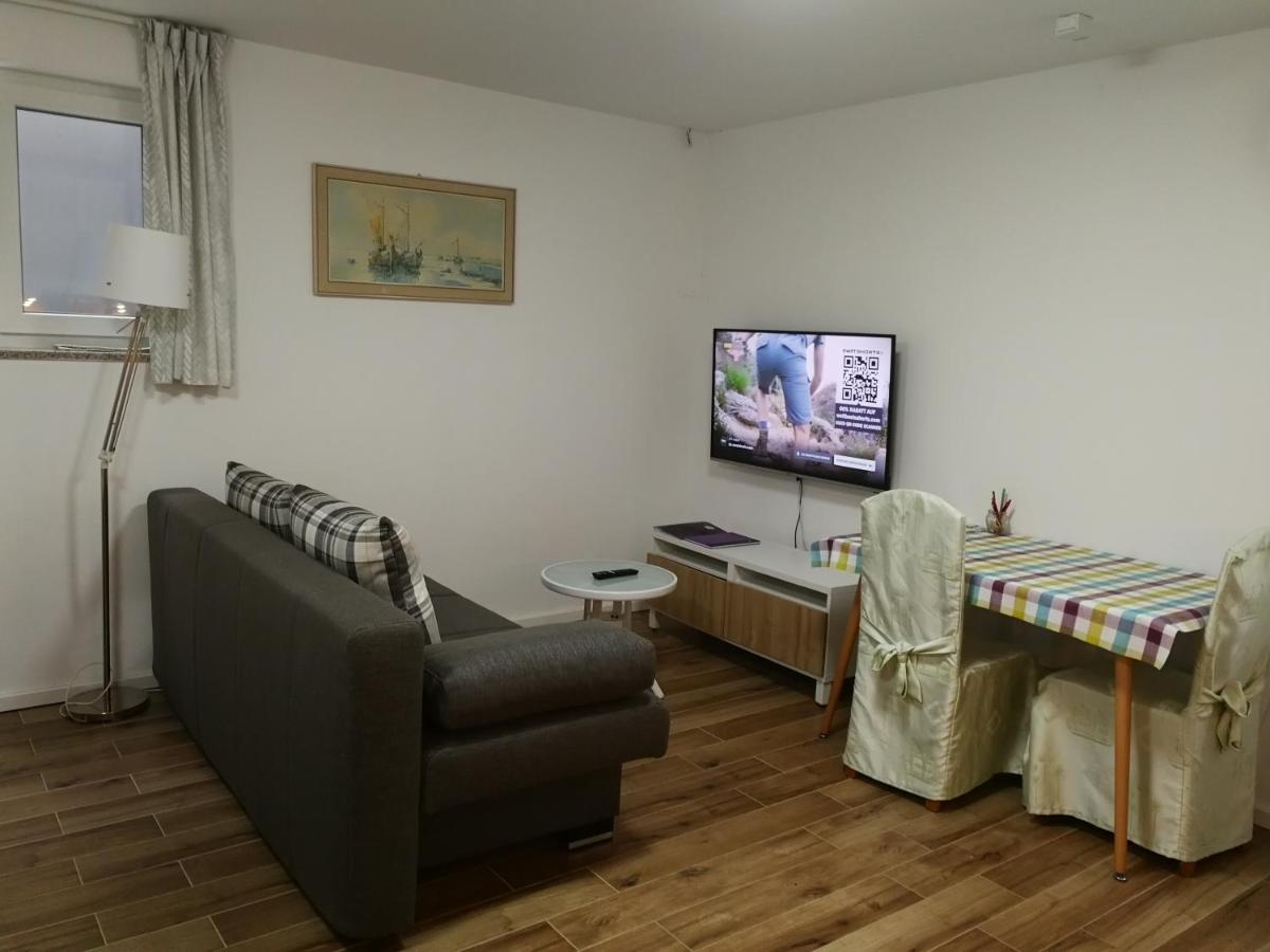 21A Comfortable Studio Taufkirchen  Eksteriør billede
