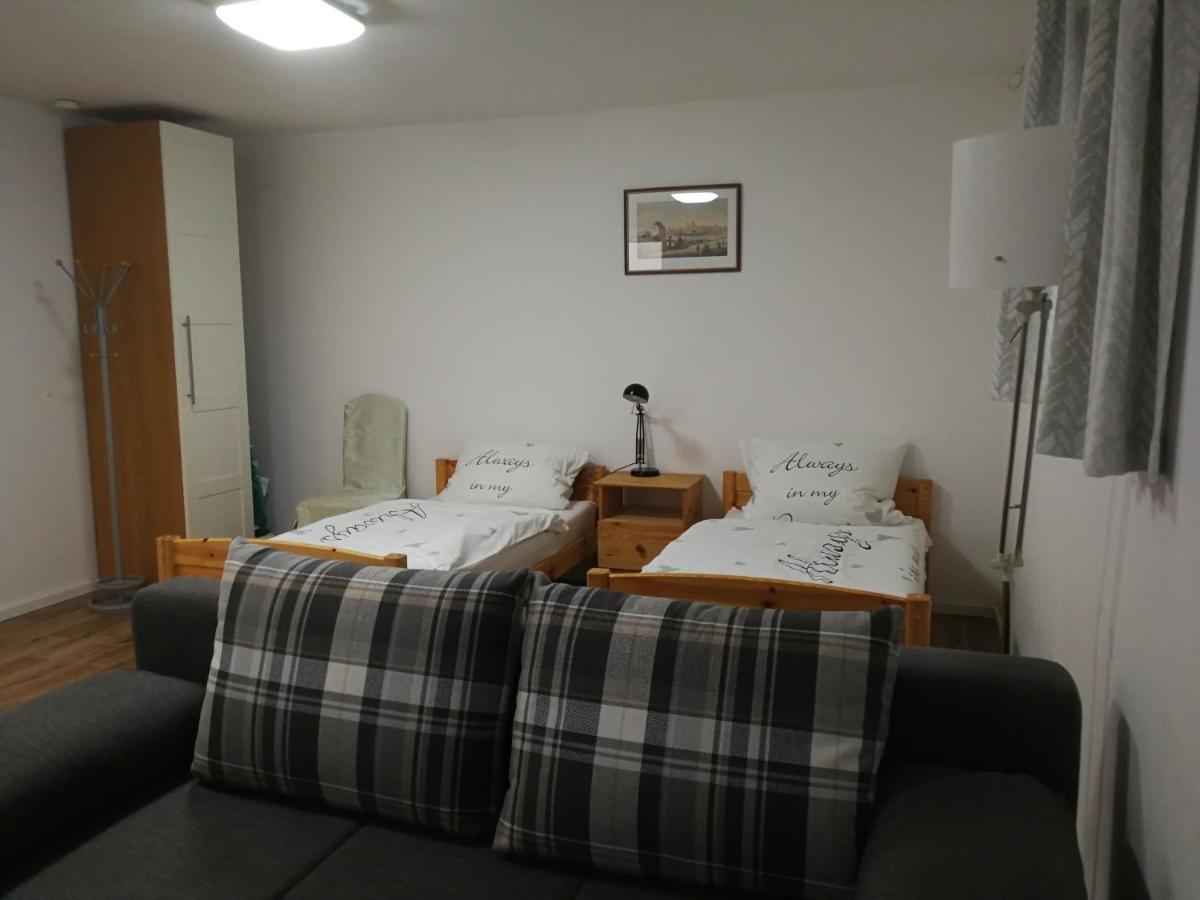 21A Comfortable Studio Taufkirchen  Eksteriør billede