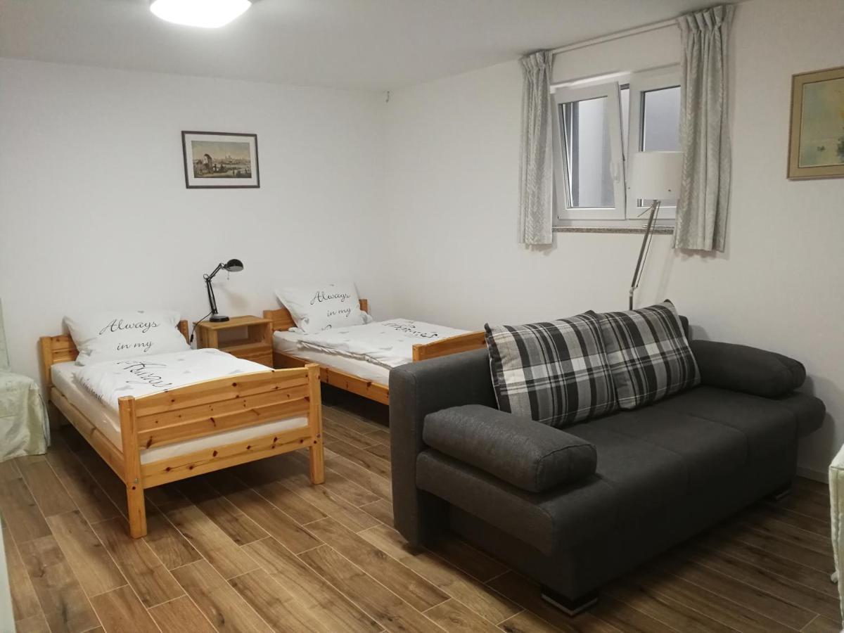 21A Comfortable Studio Taufkirchen  Eksteriør billede